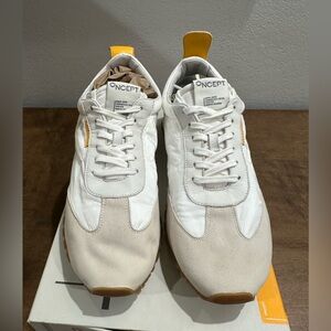 Oncept Sneakers NWB